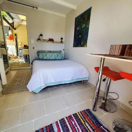 بيت للعطل La Petite Maison *