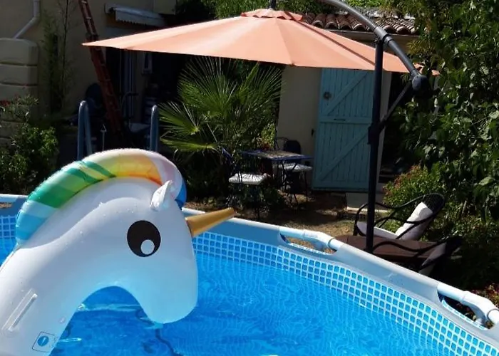 La Petite Maison * ليبورن