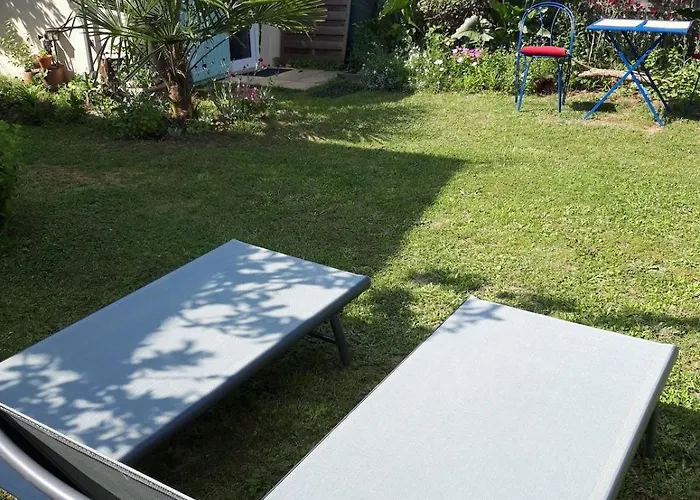 بيت للعطل La Petite Maison ليبورن